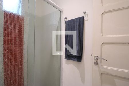 Apartamento à venda com 86m², 2 quartos e sem vagaBanheiro Social