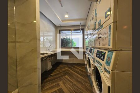 Studio para alugar com 27m², 1 quarto e sem vaga Studio para alugar com 27m², 1 quarto e sem vagaLavanderia