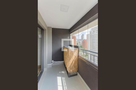 Studio para alugar com 27m², 1 quarto e sem vaga Studio para alugar com 27m², 1 quarto e sem vagaVaranda