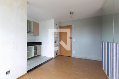 Sala de apartamento para alugar com 2 quartos, 44m² em Colônia (zona Leste), São Paulo