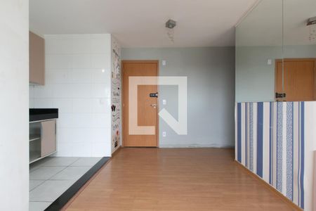 Sala de apartamento para alugar com 2 quartos, 44m² em Colônia (zona Leste), São Paulo