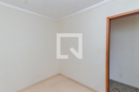 Casa à venda com 168m², 3 quartos e 4 vagas Casa à venda com 168m², 3 quartos e 4 vagasQuarto 2