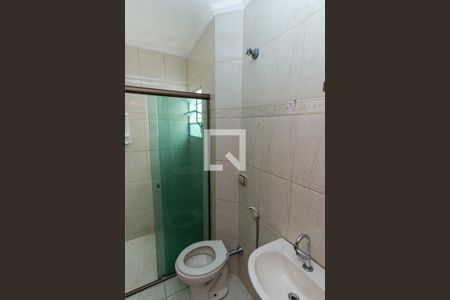 Casa à venda com 168m², 3 quartos e 4 vagas Casa à venda com 168m², 3 quartos e 4 vagasBanheiro