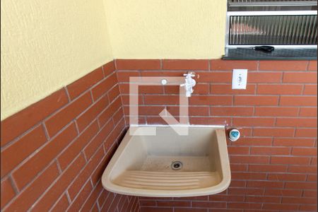 Casa à venda com 168m², 3 quartos e 4 vagas Casa à venda com 168m², 3 quartos e 4 vagasÁrea de Serviço