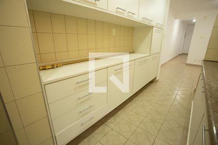 Casa à venda com 150m², 3 quartos e 2 vagasCOZINHA