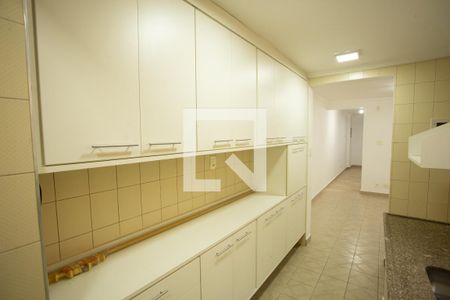 Casa à venda com 150m², 3 quartos e 2 vagasCOZINHA