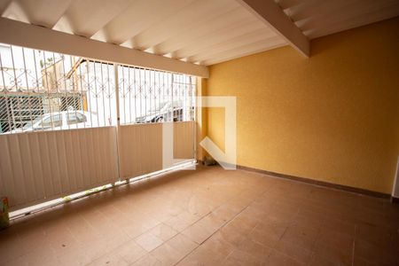 Casa à venda com 150m², 3 quartos e 2 vagasVARANDA