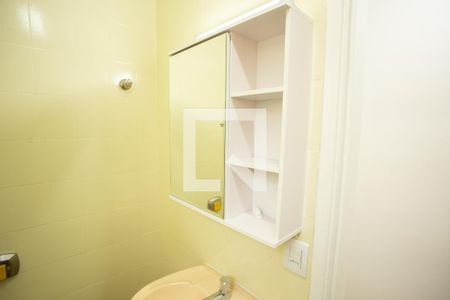 Casa à venda com 150m², 3 quartos e 2 vagasBANHEIRO