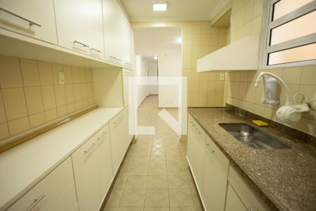Casa à venda com 150m², 3 quartos e 2 vagasCOZINHA