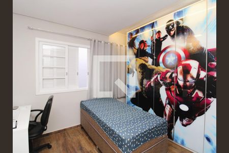 Casa à venda com 198m², 3 quartos e 4 vagasQuarto 2