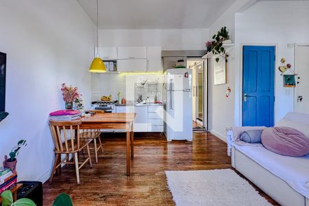 Sala e Cozinha de apartamento para alugar com 1 quarto, 56m² em Vila Mariana, São Paulo