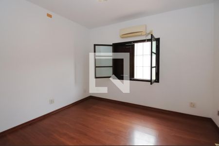 Casa à venda com 177m², 3 quartos e 6 vagasQuarto 2