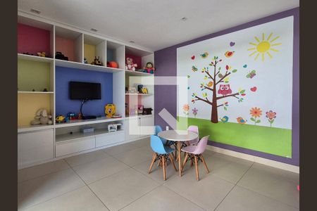 Apartamento à venda com 83m², 2 quartos e 1 vaga Apartamento à venda com 83m², 2 quartos e 1 vagaÁrea comum