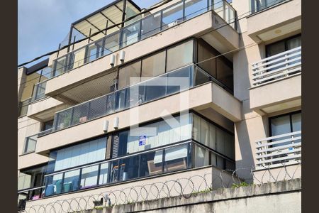 Apartamento à venda com 83m², 2 quartos e 1 vaga Apartamento à venda com 83m², 2 quartos e 1 vagaPlaca