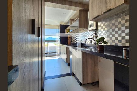 Apartamento à venda com 83m², 2 quartos e 1 vaga Apartamento à venda com 83m², 2 quartos e 1 vagaÁrea de serviço