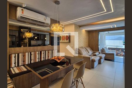 Apartamento à venda com 83m², 2 quartos e 1 vaga Apartamento à venda com 83m², 2 quartos e 1 vagaSala