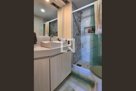 Apartamento à venda com 83m², 2 quartos e 1 vaga Apartamento à venda com 83m², 2 quartos e 1 vagaBanheiro da Suíte