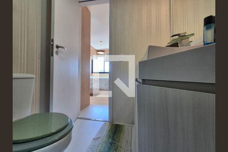 Apartamento à venda com 83m², 2 quartos e 1 vaga Apartamento à venda com 83m², 2 quartos e 1 vagaBanheiro da Suíte