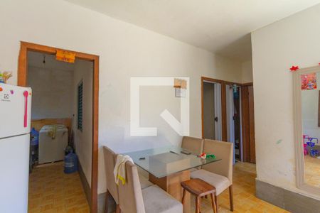 Casa à venda com 6 quartos, 550m² em Mathias Velho, Canoas