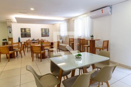 Apartamento para alugar com 49m², 2 quartos e 1 vaga Apartamento para alugar com 49m², 2 quartos e 1 vagaÁrea comum - Salão de festas