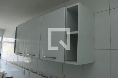 Apartamento para alugar com 76m², 2 quartos e 2 vagasCozinha