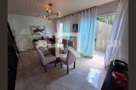 Casa à venda com 4 quartos, 528m² em Pechincha, Rio de Janeiro