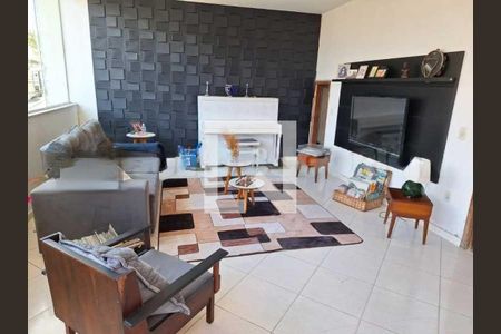 Casa à venda com 4 quartos, 528m² em Pechincha, Rio de Janeiro