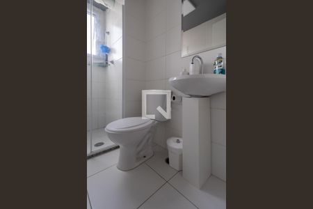 Banheiro de apartamento para alugar com 2 quartos, 38m² em Colônia (zona Leste), São Paulo