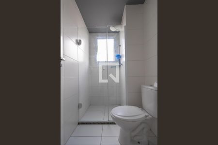 Banheiro de apartamento para alugar com 2 quartos, 38m² em Colônia (zona Leste), São Paulo