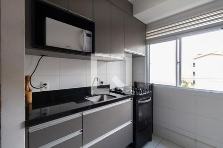Apartamento para alugar com 38m², 2 quartos e 1 vaga Apartamento para alugar com 38m², 2 quartos e 1 vagaCozinha e Área de Serviço