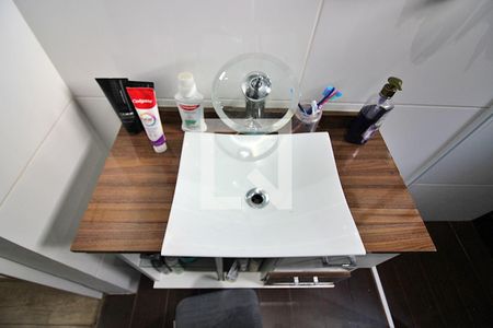 Casa à venda com 236m², 3 quartos e 2 vagasQuarto 1 - Suíte Banheiro