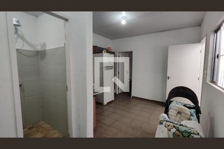 Cozinha de casa à venda com 2 quartos, 81m² em Vila Carmosina, São Paulo