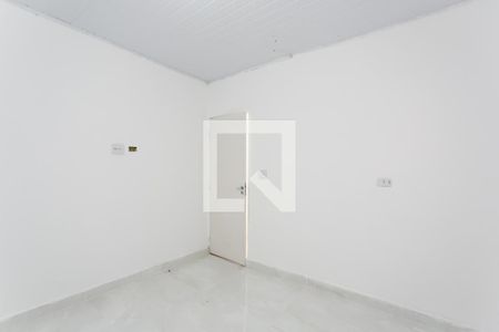 Quarto de casa para alugar com 1 quarto, 81m² em Vila Carmosina, São Paulo