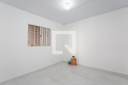 Quarto de casa para alugar com 1 quarto, 81m² em Vila Carmosina, São Paulo