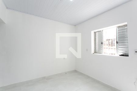 Sala de casa para alugar com 1 quarto, 81m² em Vila Carmosina, São Paulo