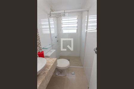 Apartamento à venda com 56m², 2 quartos e 1 vaga Apartamento à venda com 56m², 2 quartos e 1 vagaBanheiro social