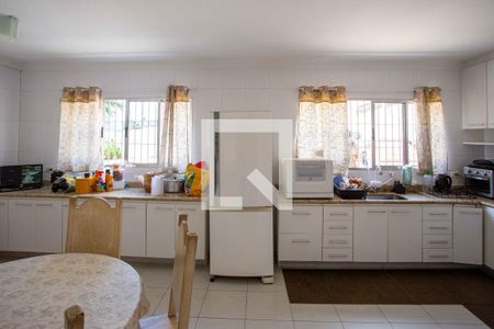 Casa para alugar com 580m², 5 quartos e 6 vagasCozinha