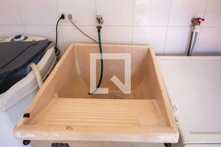 Casa para alugar com 580m², 5 quartos e 6 vagasÁrea de Serviço