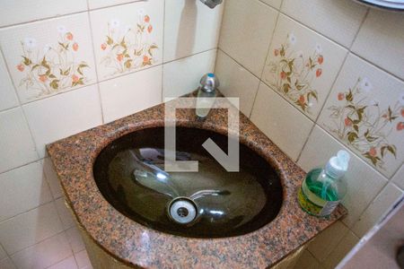 Casa para alugar com 580m², 5 quartos e 6 vagasLavabo