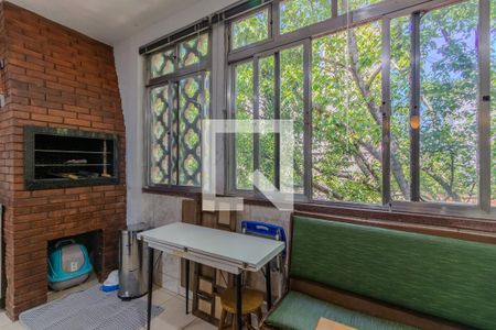 Apartamento à venda com 75m², 2 quartos e 1 vagaCozinha e Área de Serviço