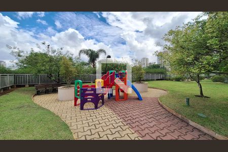 Apartamento à venda com 158m², 3 quartos e 2 vagasÁrea comum - Playground