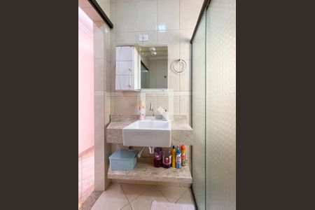 Casa à venda com 255m², 5 quartos e 2 vagasBanheiro da Suíte - Casa 1