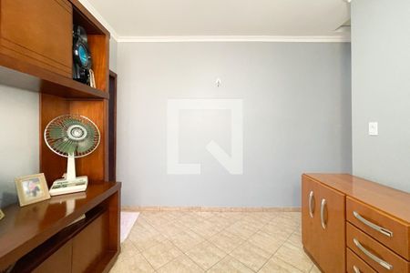 Casa à venda com 255m², 5 quartos e 2 vagasEscritório - Casa 1