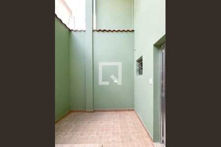 Casa à venda com 255m², 5 quartos e 2 vagasQuintal - Salão de festas