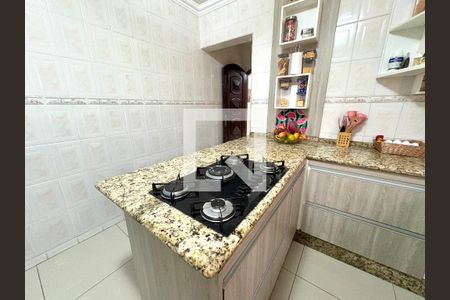 Casa à venda com 154m², 3 quartos e 2 vagas Casa à venda com 154m², 3 quartos e 2 vagasCozinha