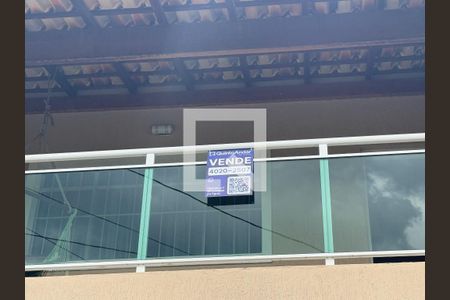 Casa à venda com 154m², 3 quartos e 2 vagasPlaquinha instalada