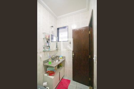 Casa para alugar com 500m², 3 quartos e 2 vagasBanheiro Social