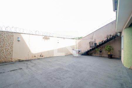 Casa para alugar com 500m², 3 quartos e 2 vagasQuintal