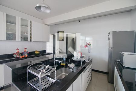 Casa para alugar com 500m², 3 quartos e 2 vagasCozinha