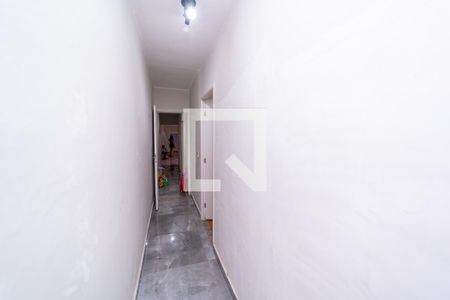 Casa à venda com 300m², 3 quartos e 2 vagas Casa à venda com 300m², 3 quartos e 2 vagasCorredor